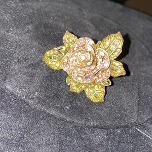 Elegant Heidi Daus Enchanted Gold and Pink Rose Ring size 9 Approximately